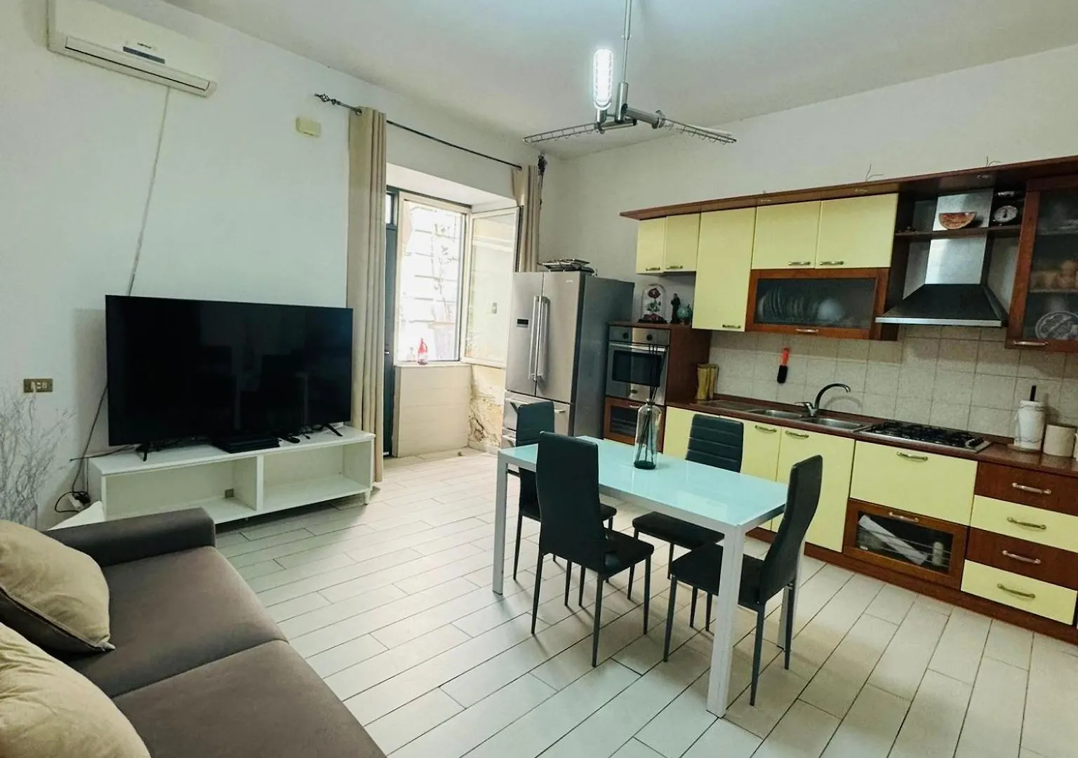 Nina S House Lägenhet Neapel Italien